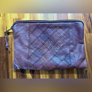 Lifetime Leather Duluth Trading Co. Crosshatch Leather Pouch Brown 12” x 8”